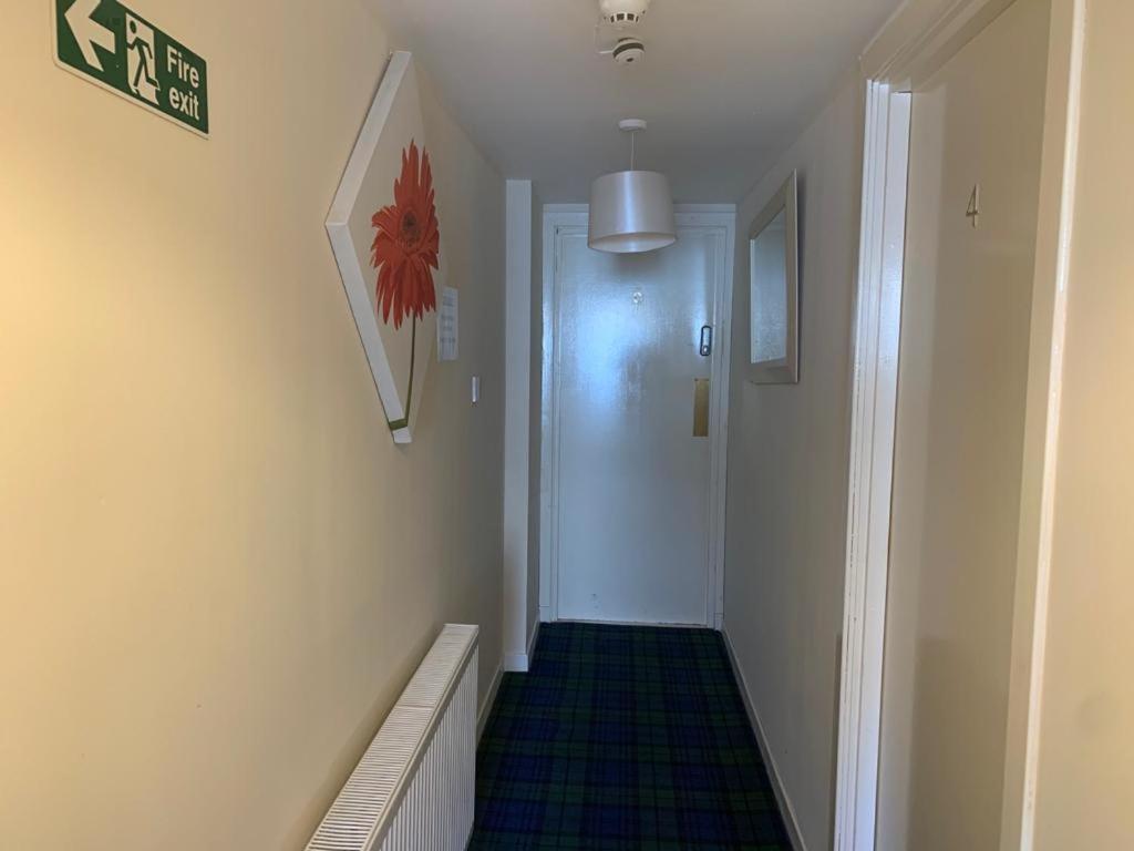 Budget Rooms Инвернес Екстериор снимка
