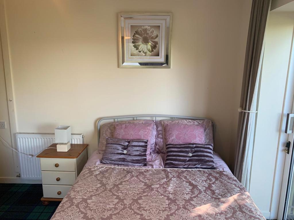 Budget Rooms Инвернес Екстериор снимка