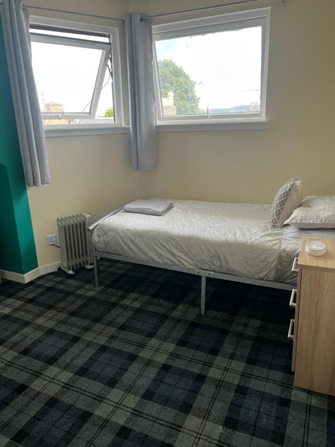 Budget Rooms Инвернес Екстериор снимка