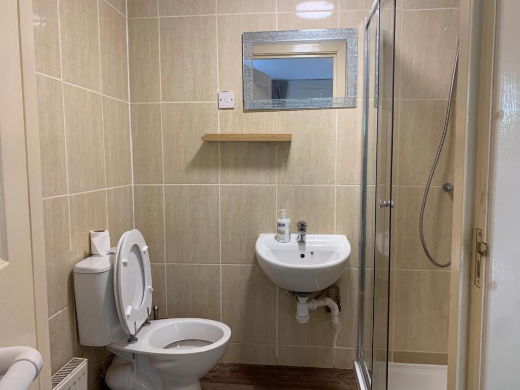 Budget Rooms Инвернес Екстериор снимка