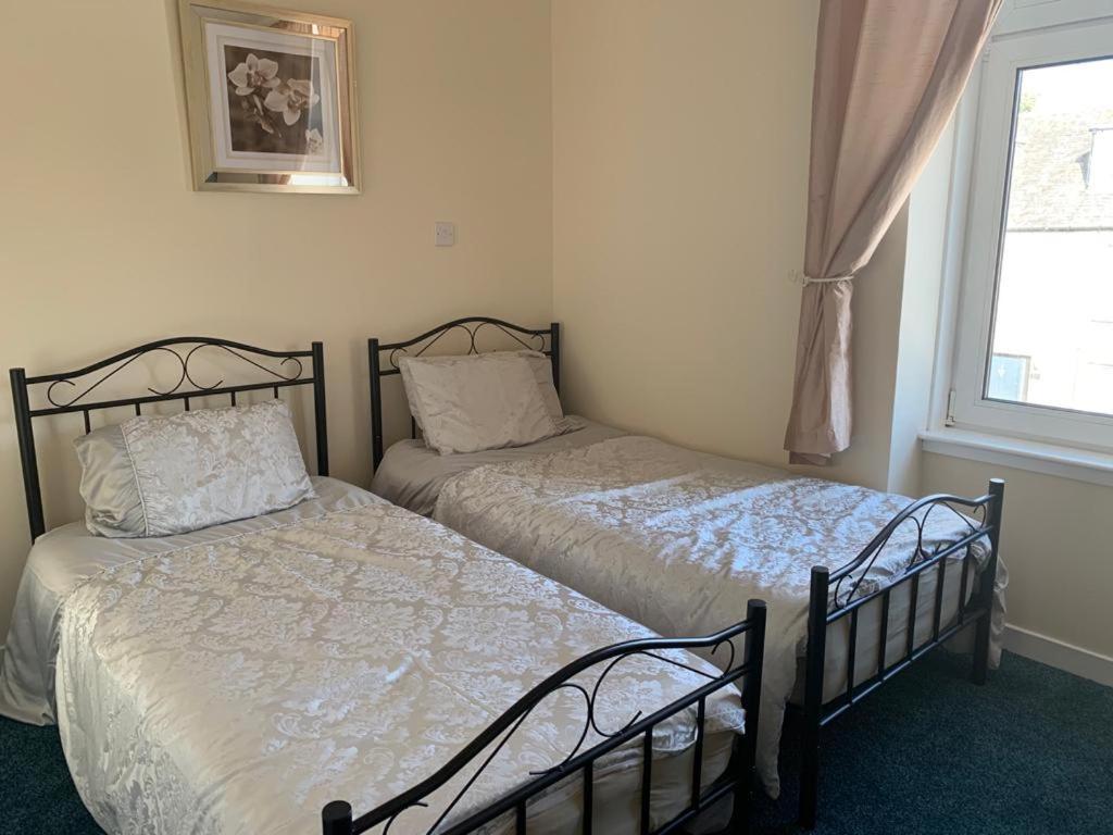 Budget Rooms Инвернес Екстериор снимка